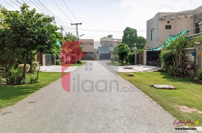 1 kanal plot for sale in Phase 4 DHA Lahore