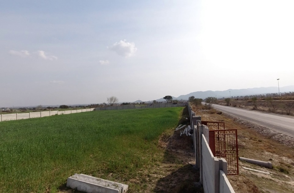1 kanal plot for sale in New Airport Town Islamabad