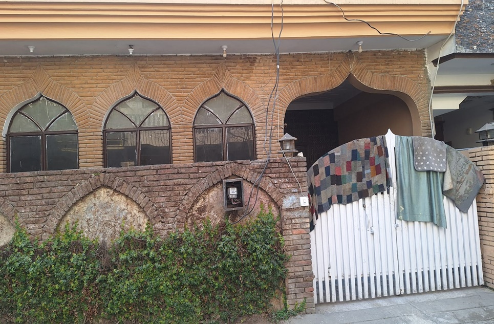 5 marla house for sale in I-9 Islamabad
