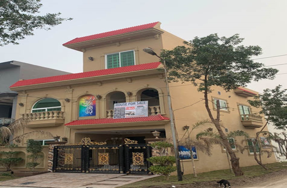 5 marla house for sale in Phase 2 Nasheman-e-Iqbal Lahore