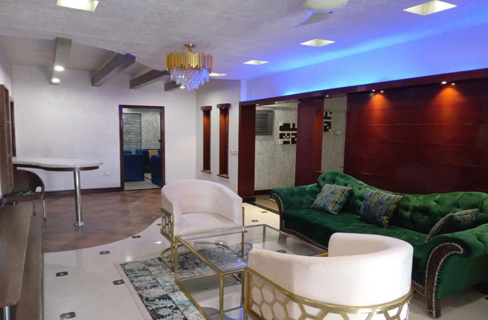 4 Bed Apartment for Sale in Nishat Commercial Area, Phase 6, DHA Karachi