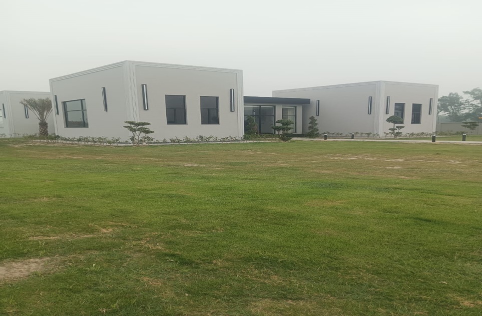 8 Kanal Farmhouse for Sale in Lahore Greenz Luxury Farmhouses, Lahore
