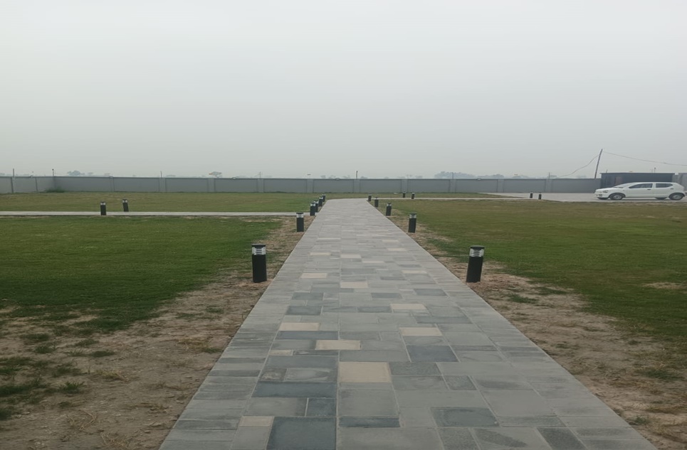 8 Kanal Farmhouse for Sale in Lahore Greenz Luxury Farmhouses, Lahore