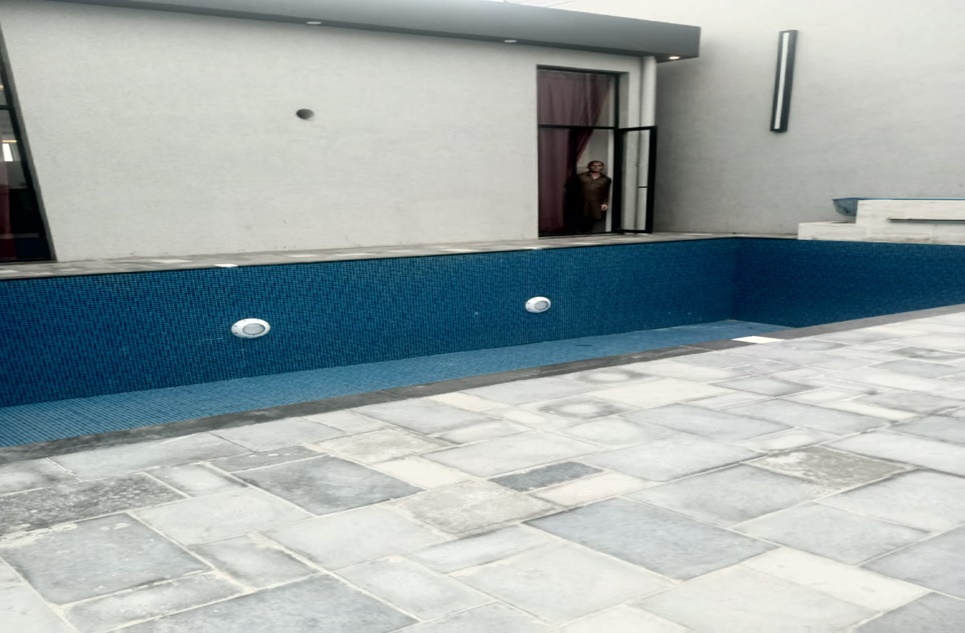8 Kanal Farmhouse for Sale in Lahore Greenz Luxury Farmhouses, Lahore