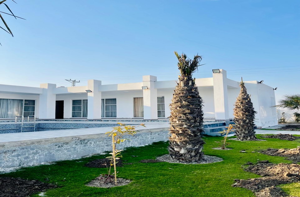 8 Kanal Farmhouse for Sale in Lahore Greenz Luxury Farmhouses, Lahore