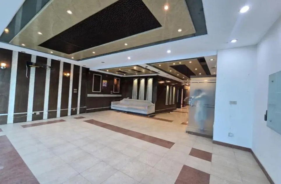 8 marla buildings plazas for rent in Phase 6 DHA Lahore