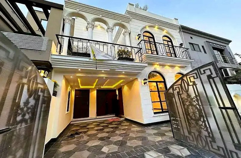 5 marla house for rent in Phase 9 - Town DHA Lahore