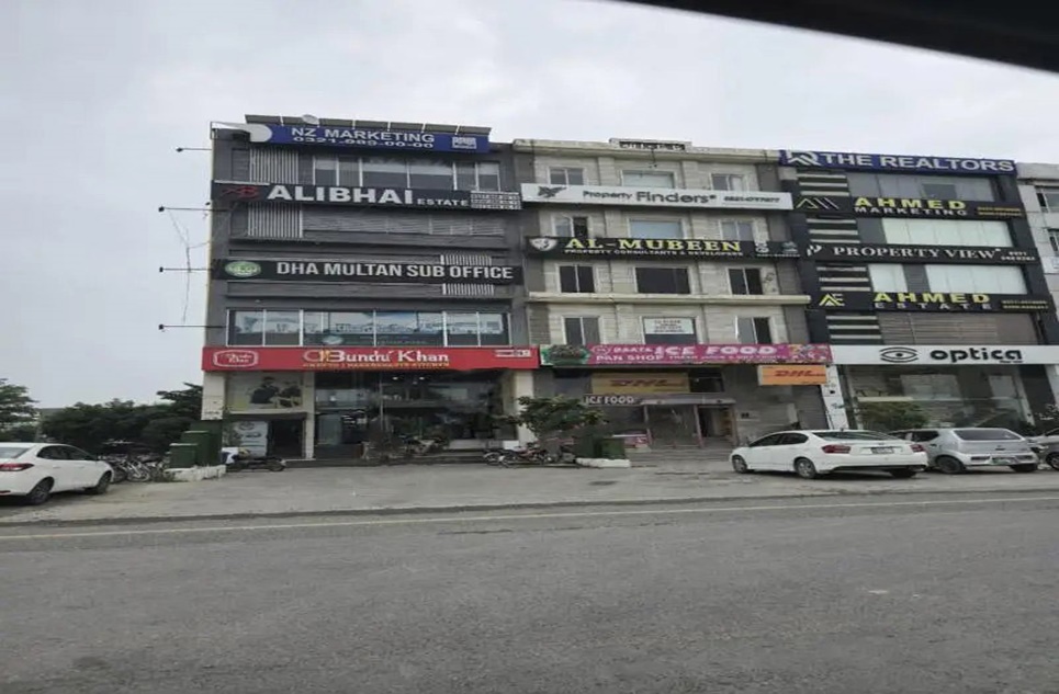 4 marla office for rent in Phase 6 DHA Lahore