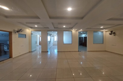 1300 square feet office for rent in G-11 Islamabad