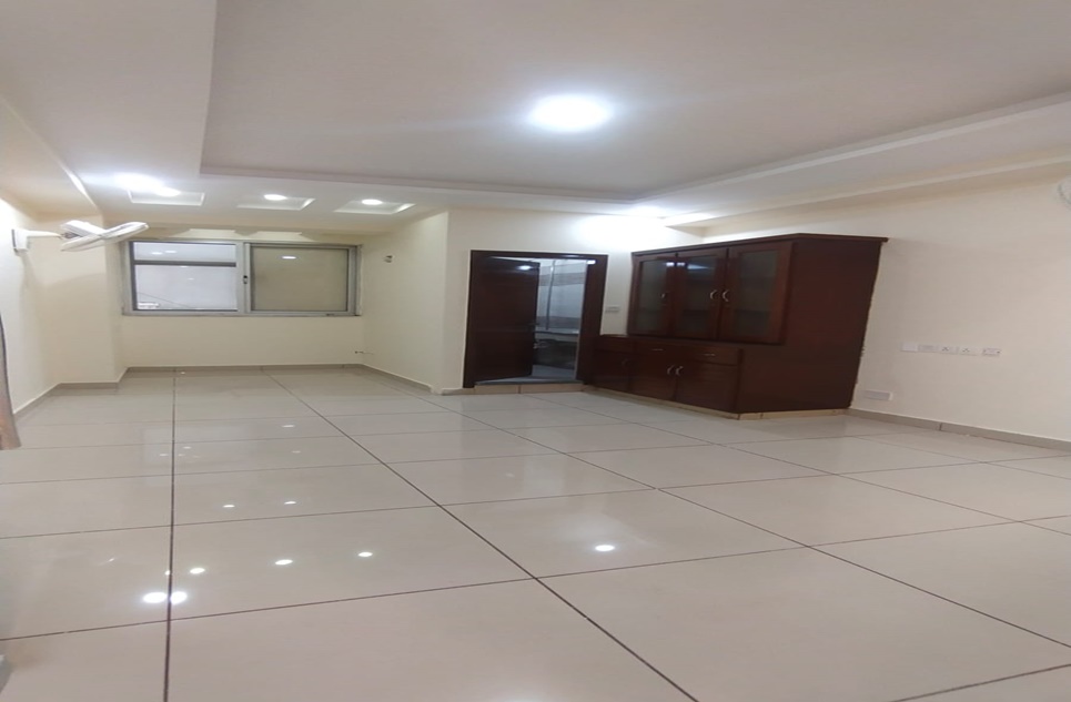 1300 square feet office for rent in G-11 Islamabad