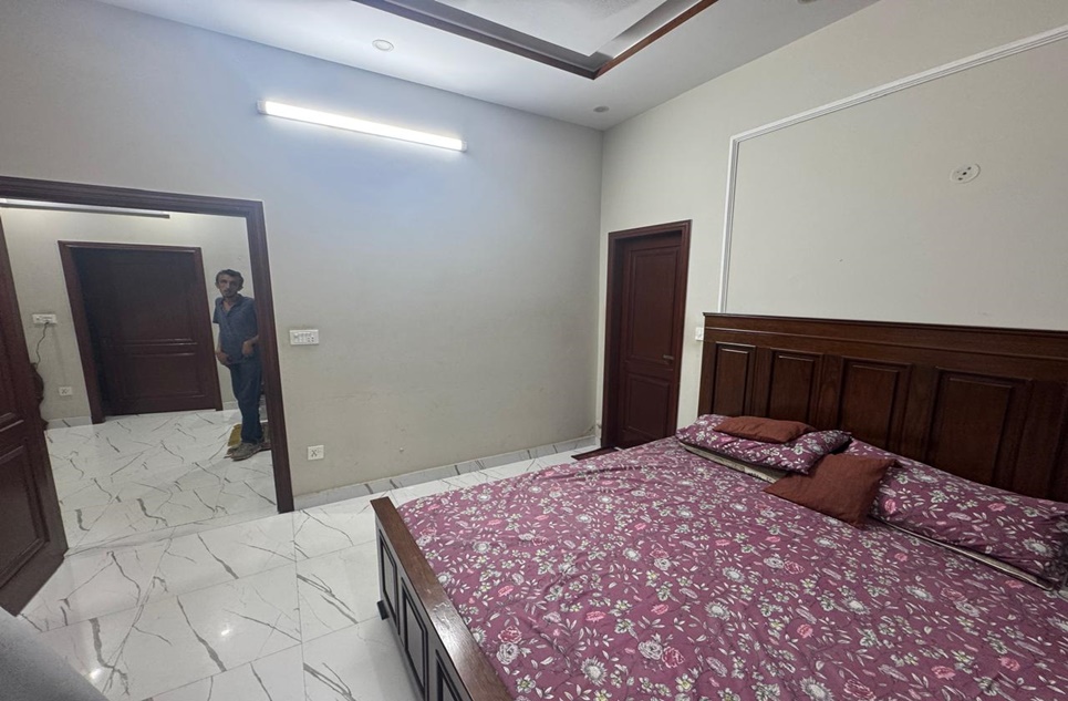 5 marla house for sale in Ali Town Lahore