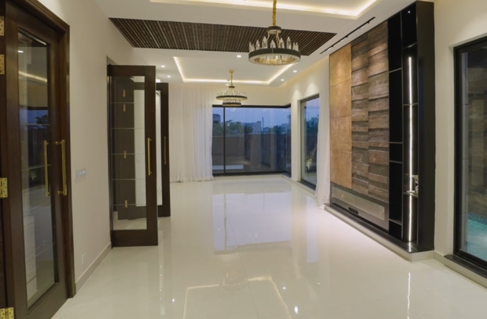 1 Kanal House for Sale in W Block, Phase 7, DHA, Lahore