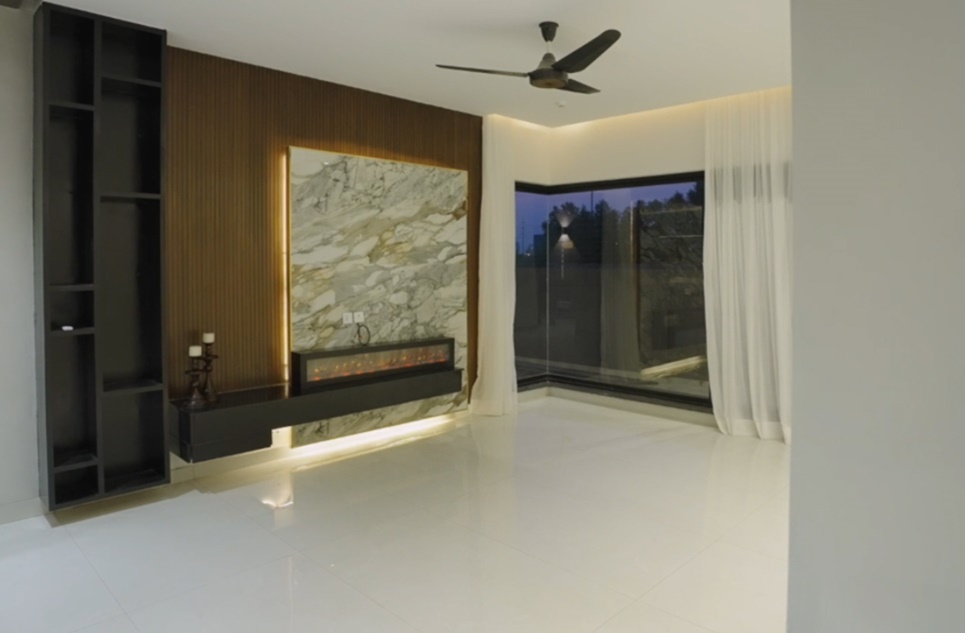 1 Kanal House for Sale in W Block, Phase 7, DHA, Lahore