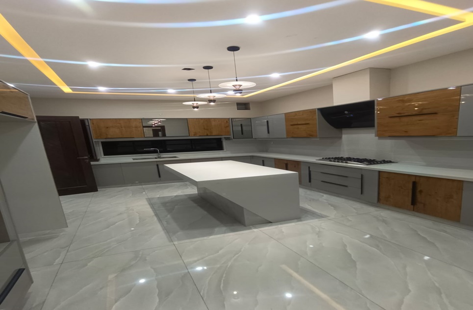 1 kanal house for sale in Phase 2 NFC Lahore