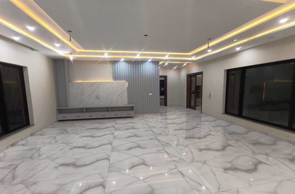1 kanal house for sale in Phase 2 NFC Lahore