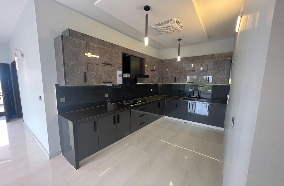 272 square yard Villa for sale in Precinct 6 Bahria Town Karachi