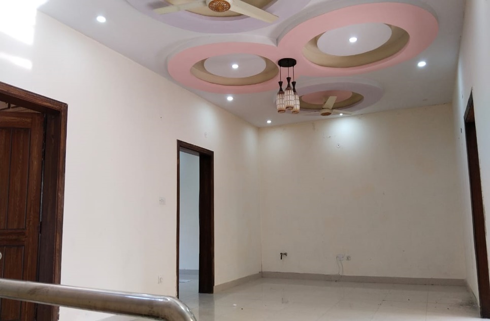 7 marla house for sale in Bahria Town Lahore