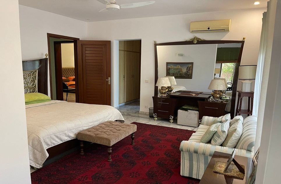 3.5 Kanal Farm House for Sale in Lahore Orchard, Bedian Road, Lahore
