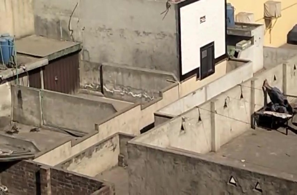 7 marla buildings plazas for sale in GT Road Lahore