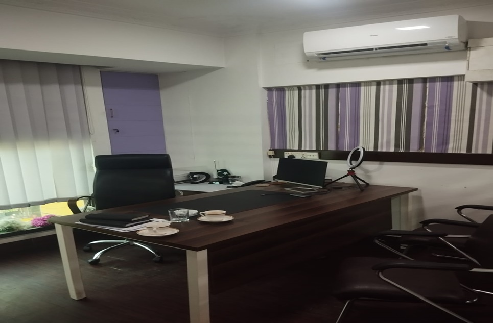 1000 square feet office for rent in Phase 6 DHA Karachi