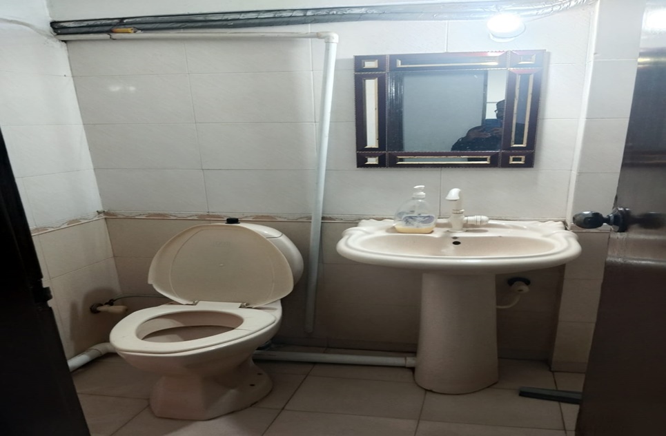 1000 square feet office for rent in Phase 6 DHA Karachi
