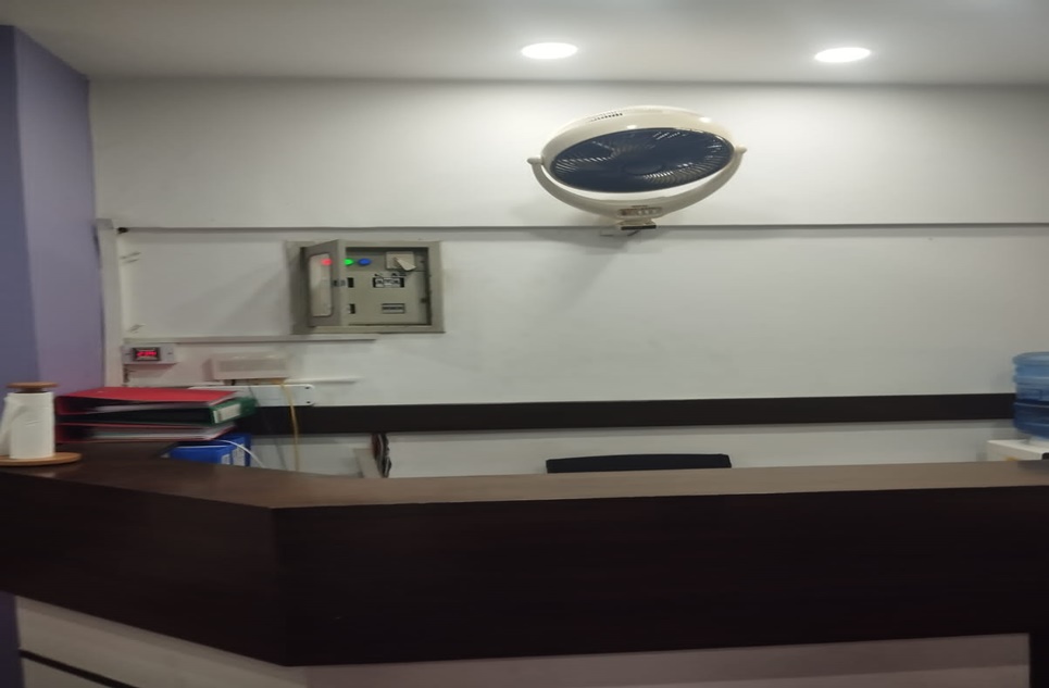 1000 square feet office for rent in Phase 6 DHA Karachi