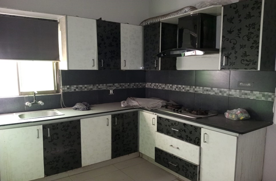 2000 square feet office for rent in Phase 6 DHA Karachi
