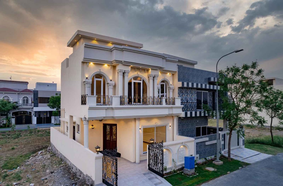 5 marla house for sale in Phase 9 - Town DHA Lahore