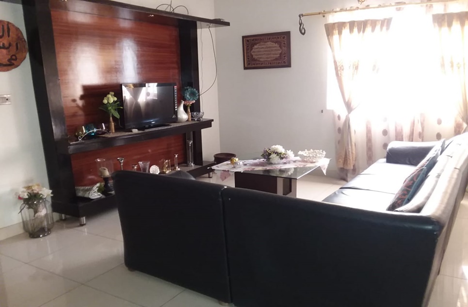 200 square yard house for sale in Tariq Road Karachi
