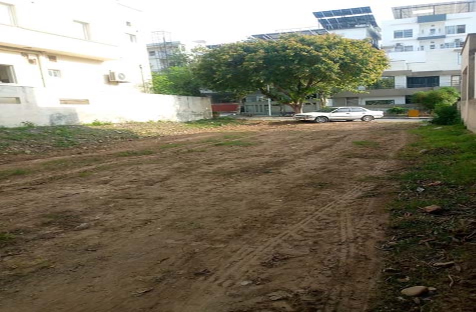 12 marla plot for sale in Phase 1 DHA Islamabad