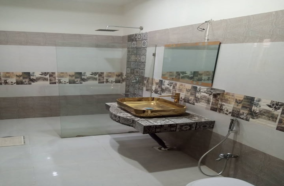 7 marla house for sale in Model City 1 Faisalabad