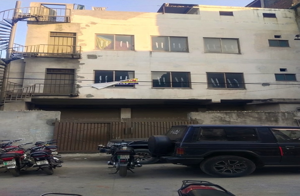 Plaza for Sale on Mall Road, Lahore