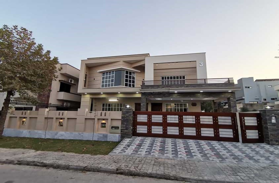 1 kanal house for sale in Phase 2 DHA Islamabad