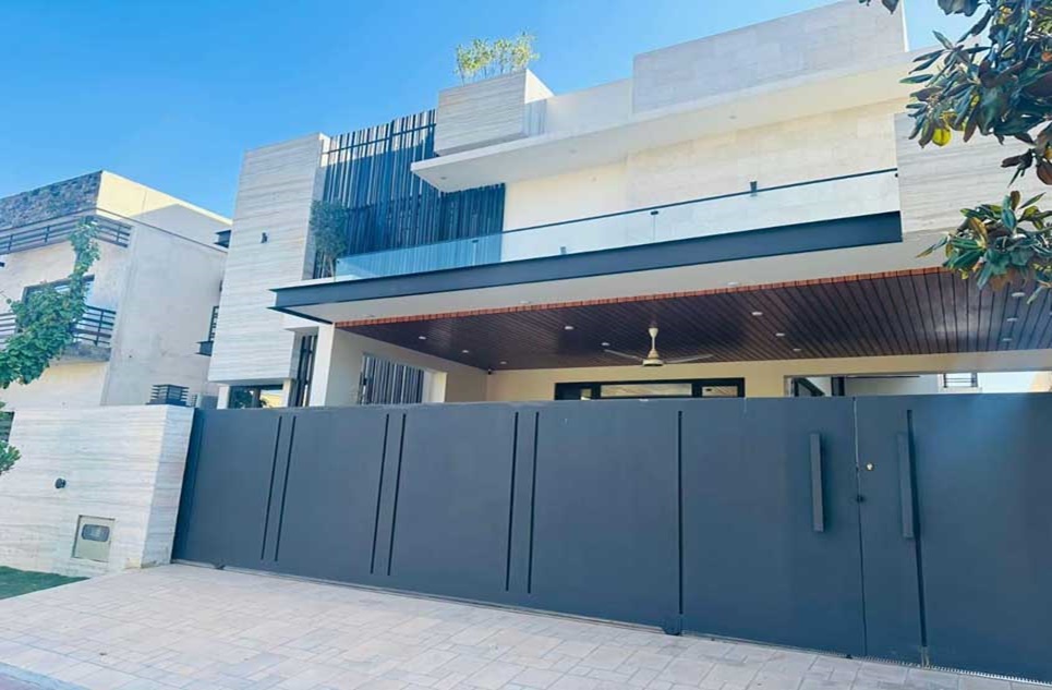 1 kanal house for sale in Phase 2 DHA Islamabad