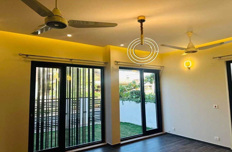 1 kanal house for sale in Phase 2 DHA Islamabad