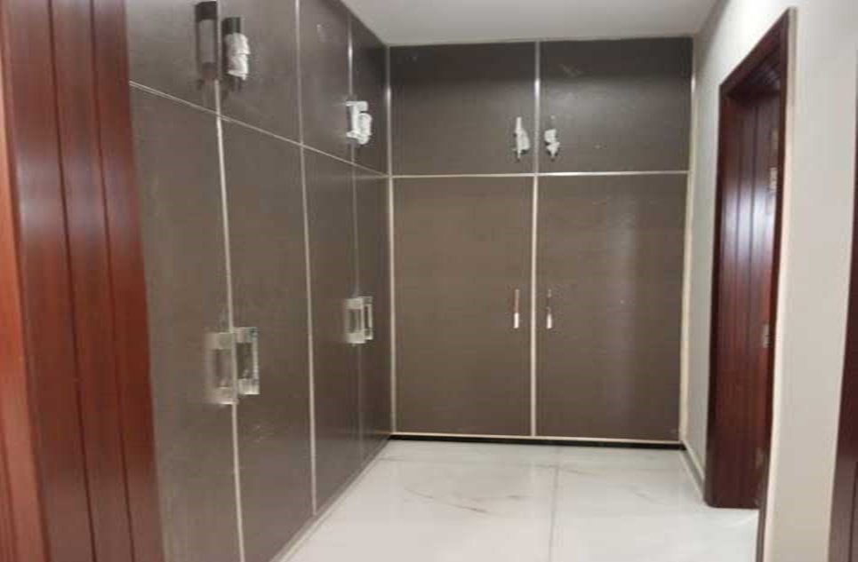 1 kanal house for sale in Phase 2 DHA Islamabad