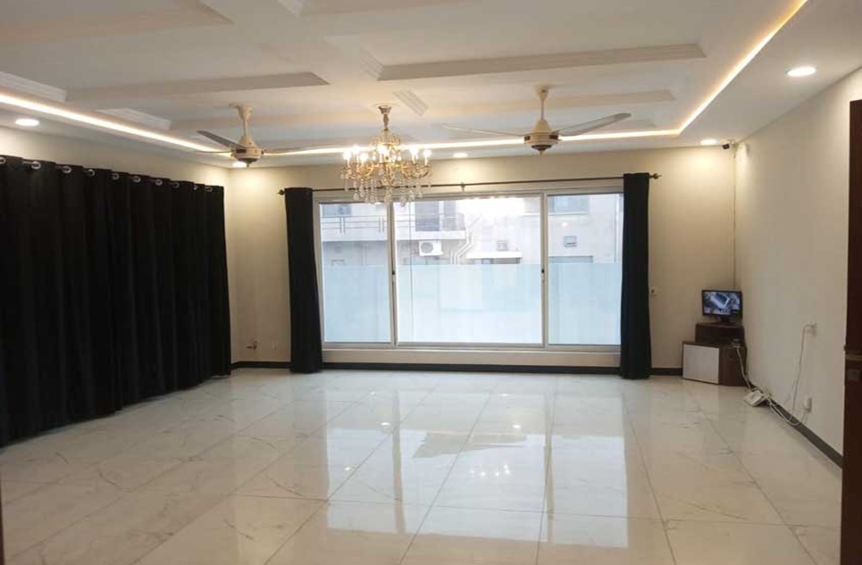 1 kanal house for sale in Phase 2 DHA Islamabad