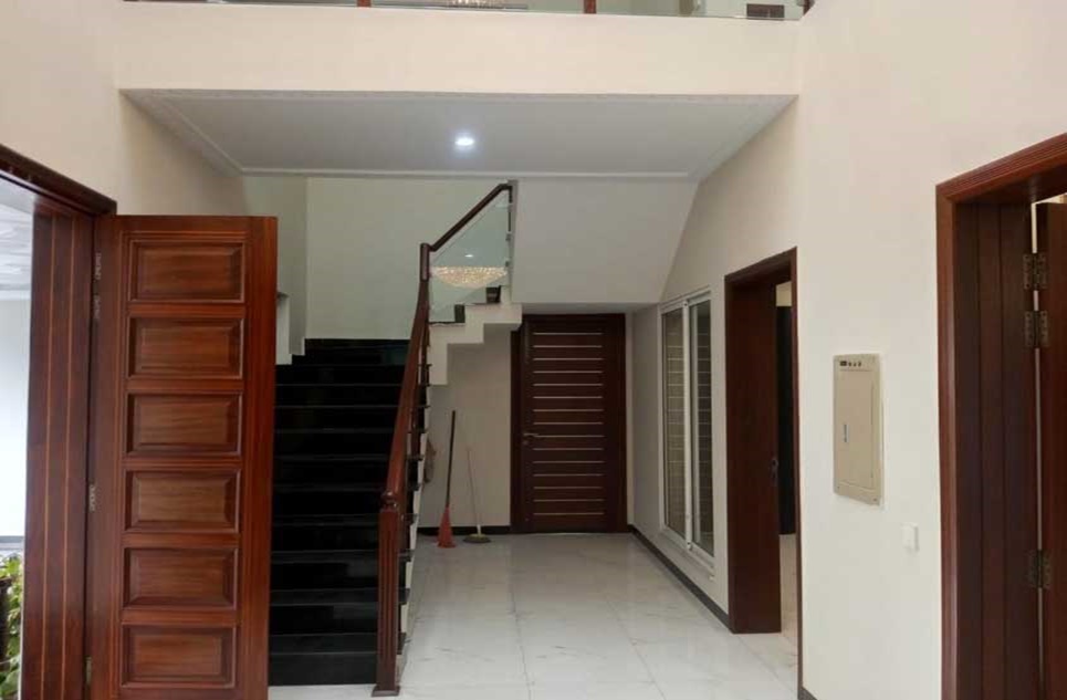 1 kanal house for sale in Phase 2 DHA Islamabad
