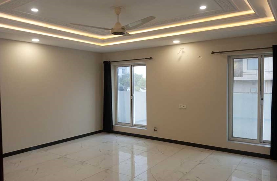 1 kanal house for sale in Phase 2 DHA Islamabad