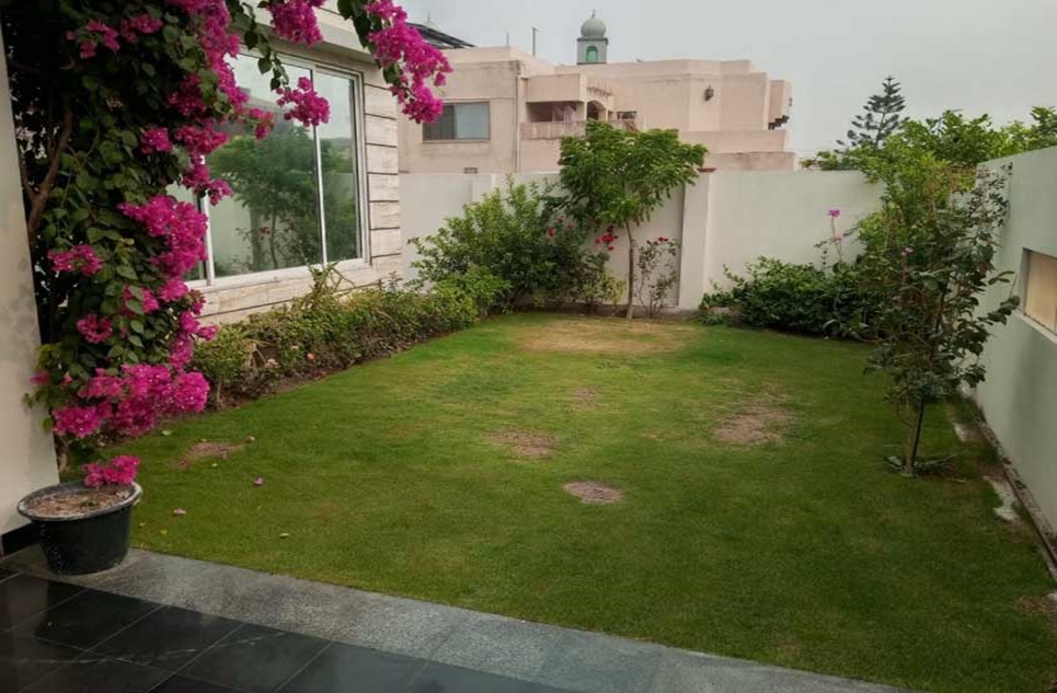 1 kanal house for sale in Phase 2 DHA Islamabad