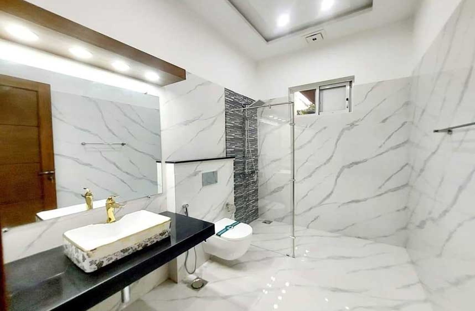1 kanal house for sale in Phase 2 DHA Islamabad