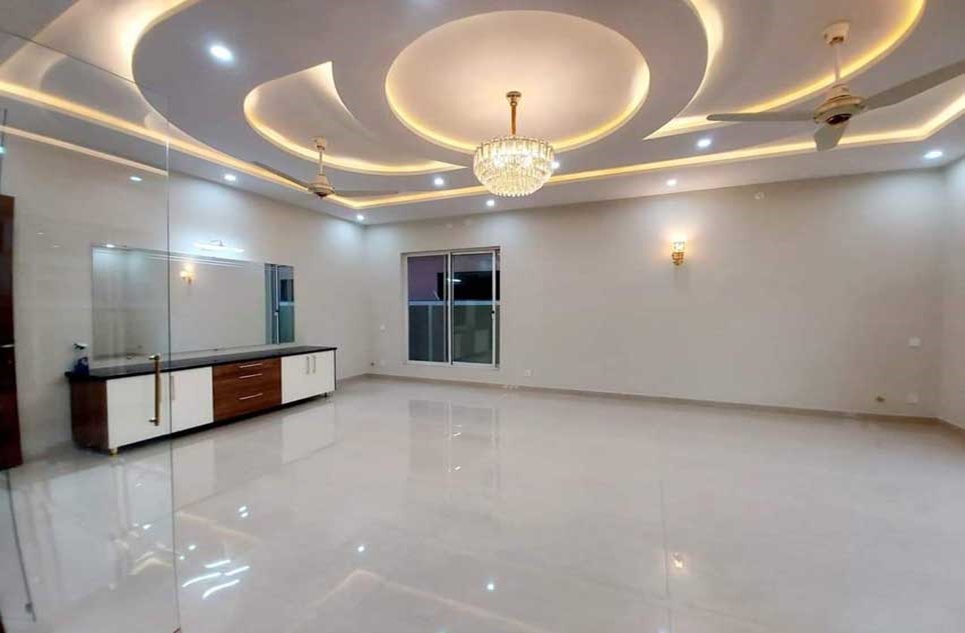 1 kanal house for sale in Phase 2 DHA Islamabad