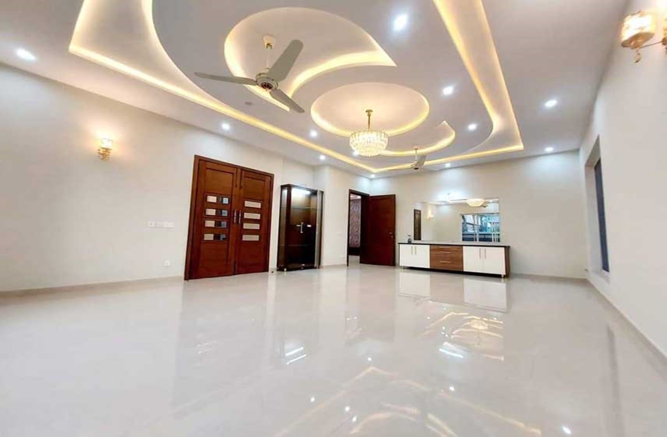 1 kanal house for sale in Phase 2 DHA Islamabad