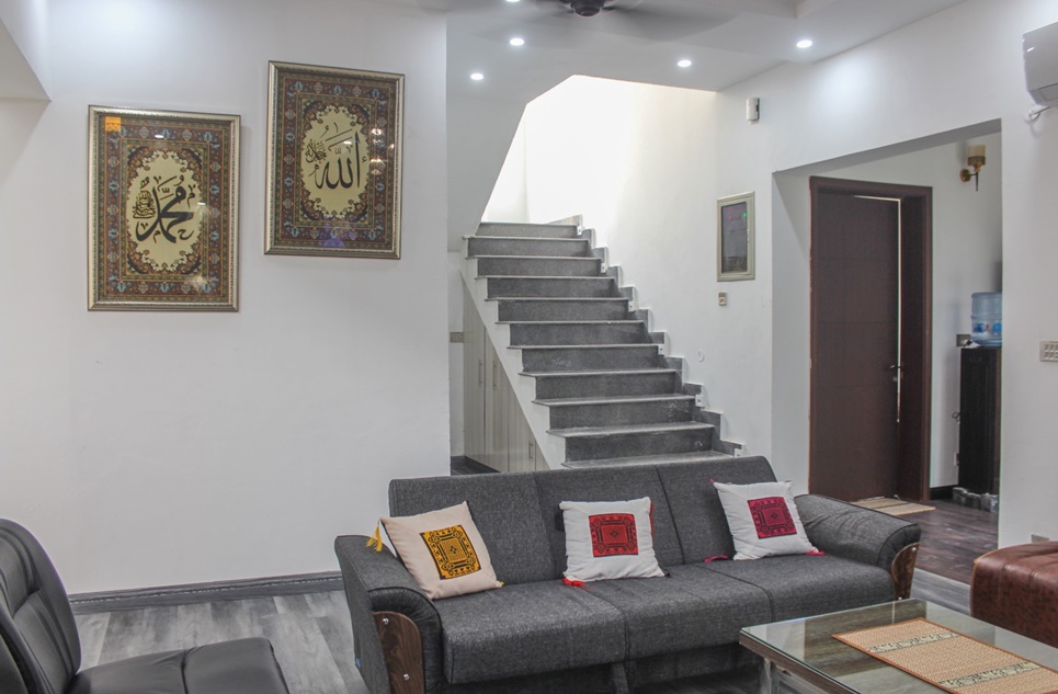 2.5 Kanal House for Sale in Block A1, Valencia Housing Society, Lahore