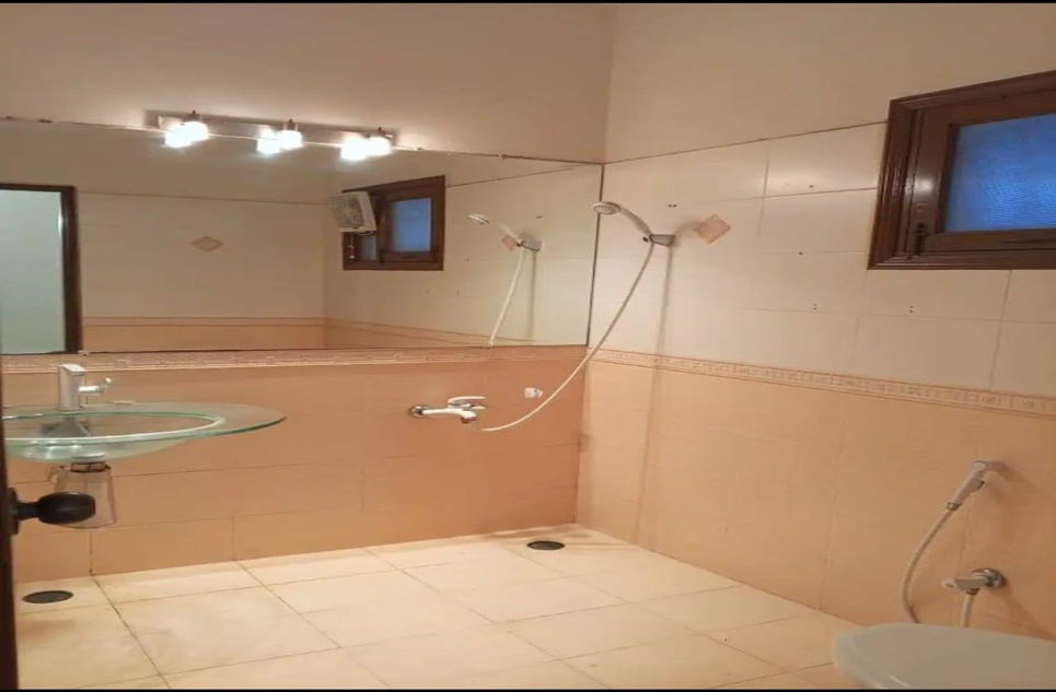 500 square yard house for sale in Phase 6 DHA Karachi
