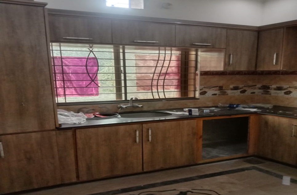 10 marla house for rent in Jubilee Town Lahore