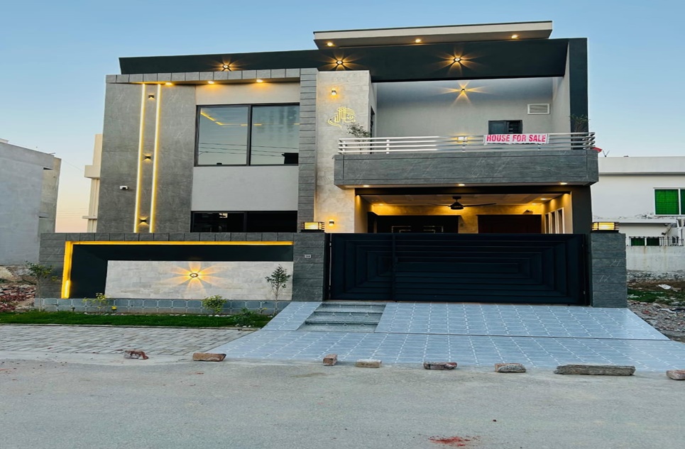5 marla house for sale in Central Park Housing Scheme Lahore