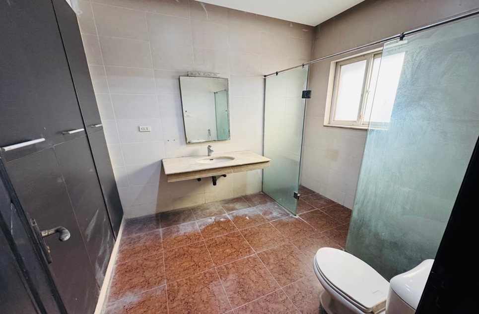 11 marla house for sale in Sector B Bahria Town Lahore