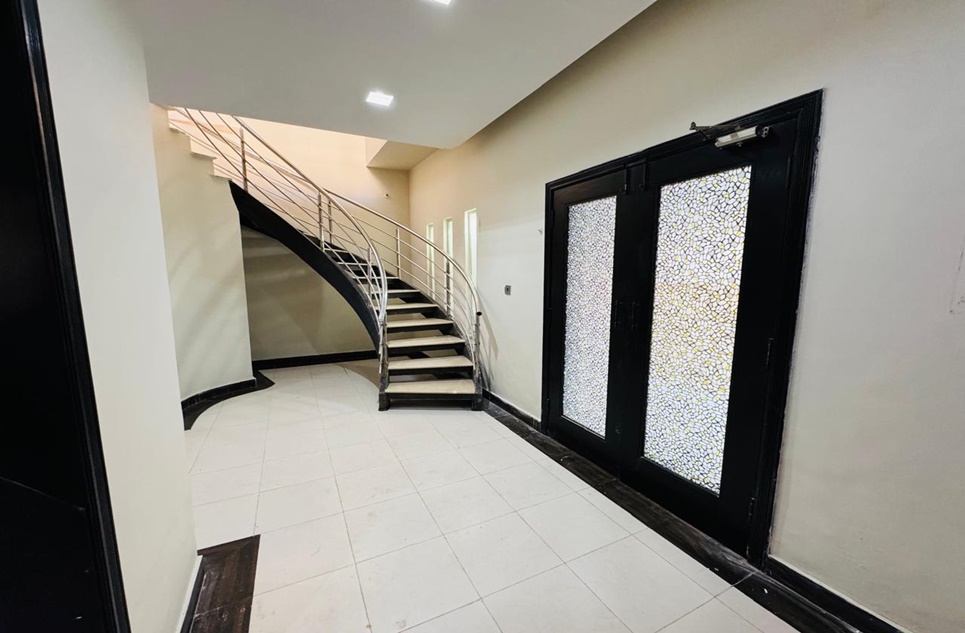 11 marla house for sale in Sector B Bahria Town Lahore