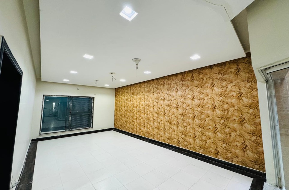11 marla house for sale in Sector B Bahria Town Lahore